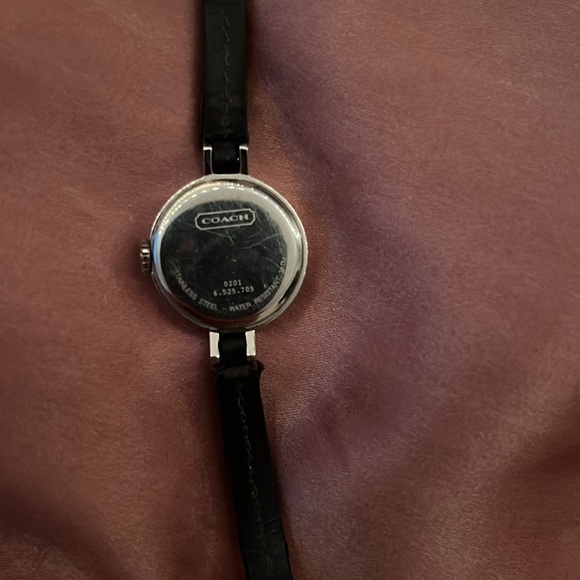 Coach watch - Picture 4 of 7